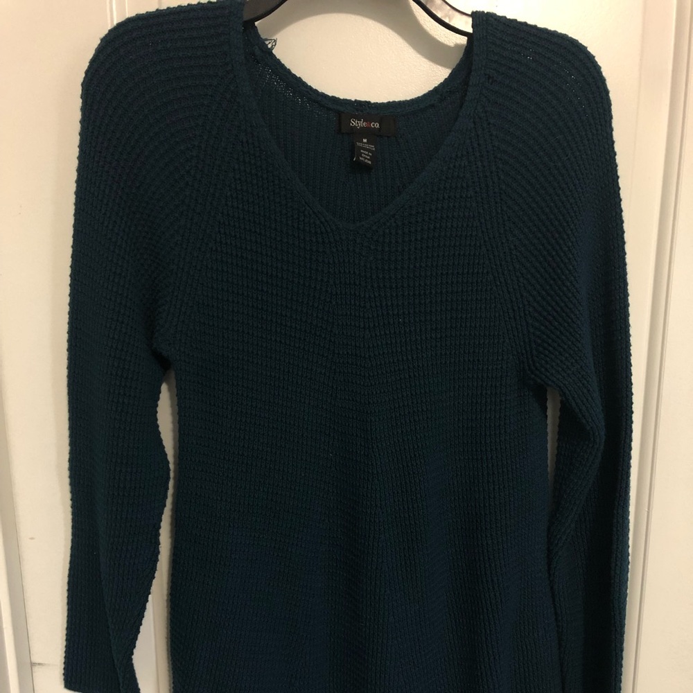 Deep blue/turquoise tinted, long sweater